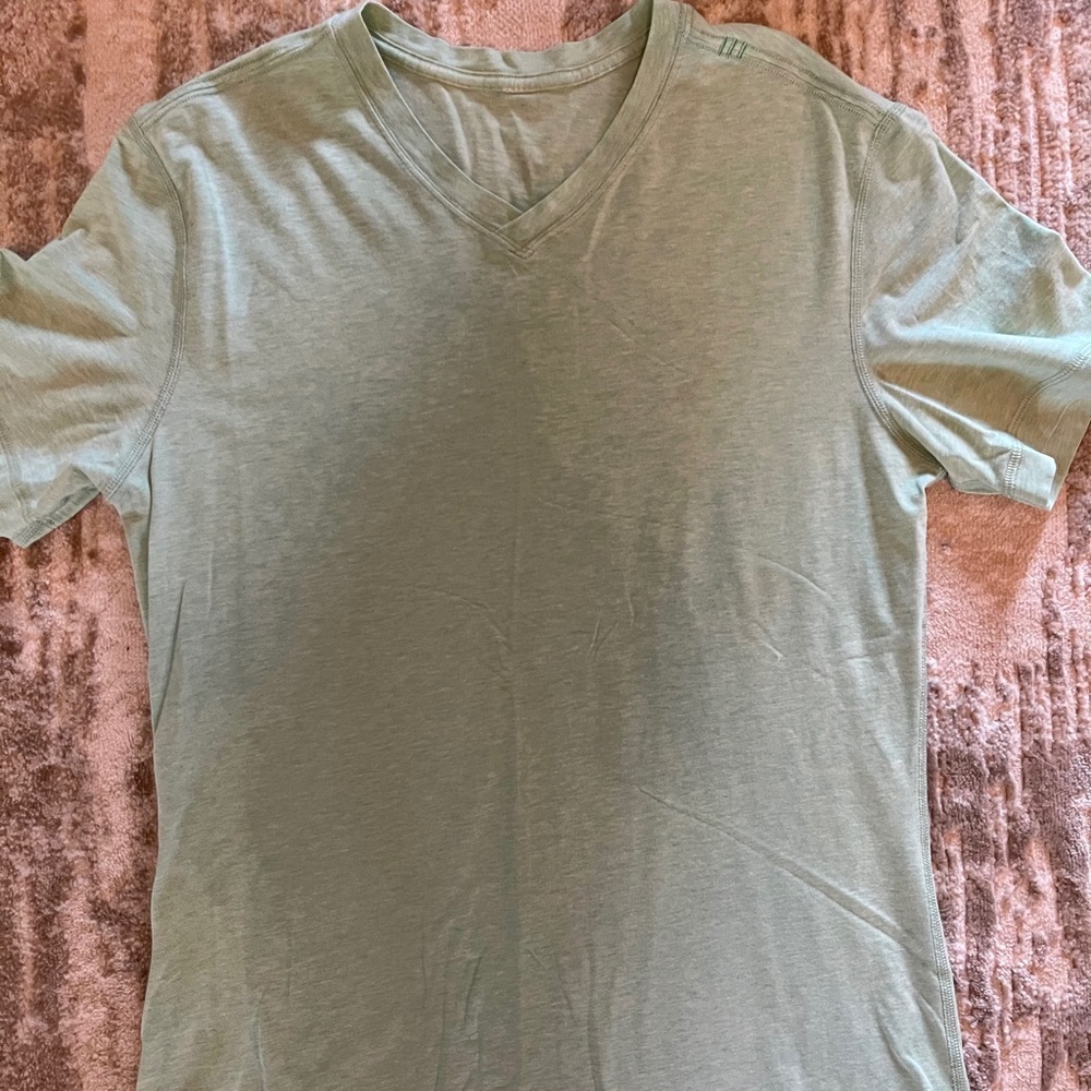 Authentic Lululemon men’s shirt